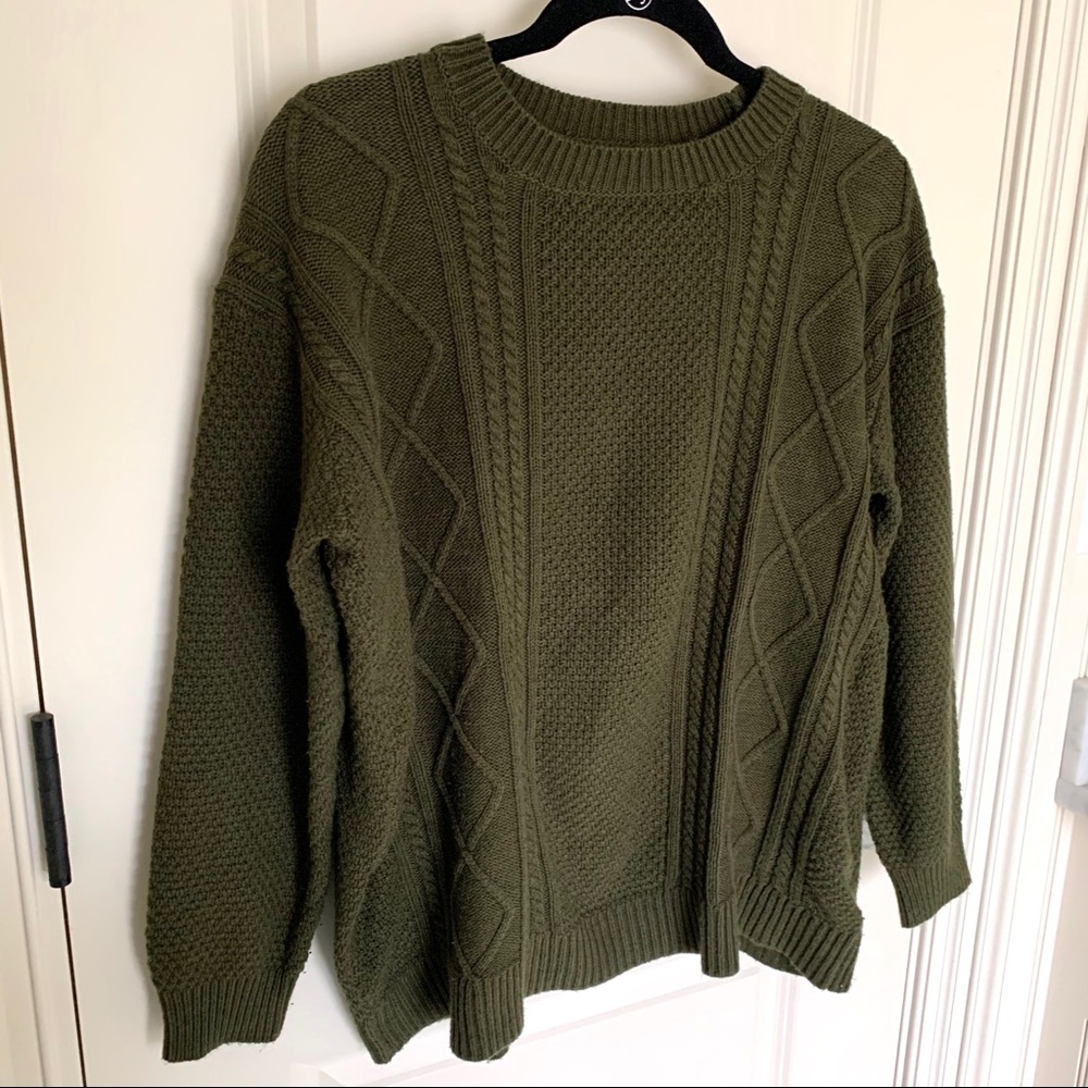 Oversized BDG Cable-knit Sweater w/ Elbow Patches